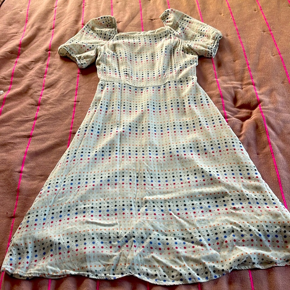 Loft puffed sleeved dress